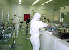 Substrate Polishing Process - Clean Room