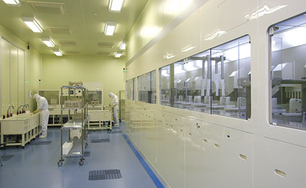 Polished Substrates - Clean Room & Scrubbing